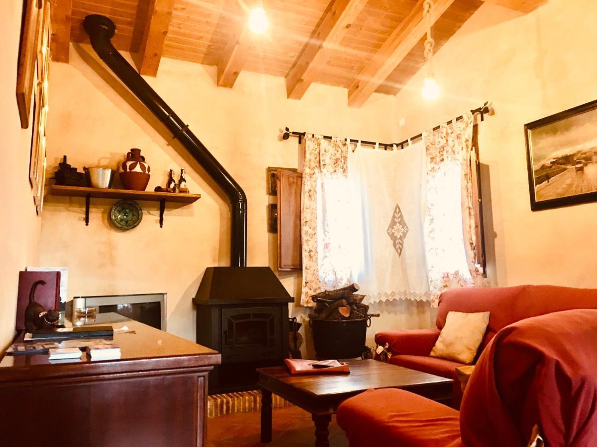 La Casa Del Cartero Pablo Guest House Saldana de Ayllon Luaran gambar